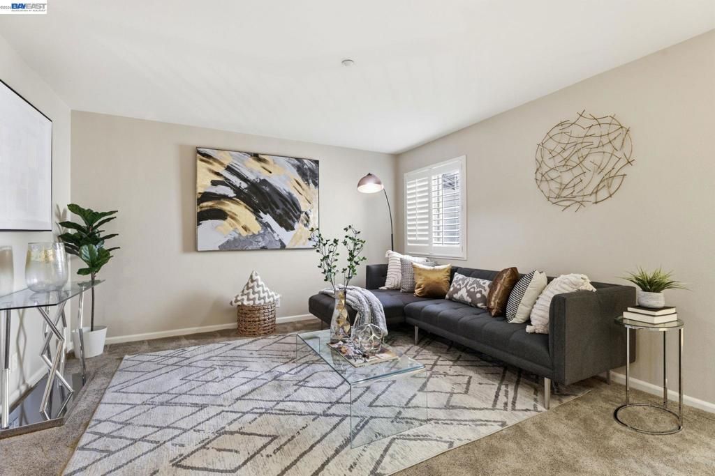 1510 Corte Reina Cmn, Livermore, CA 94551