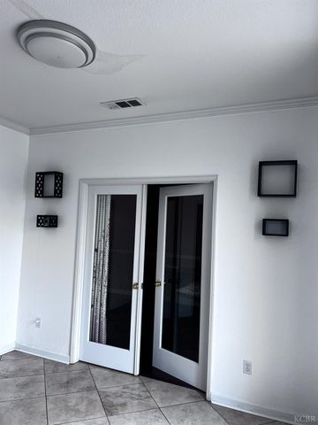 1950 W Rio Hondo Way, Hanford, CA 93230