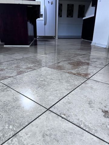 1950 W Rio Hondo Way, Hanford, CA 93230