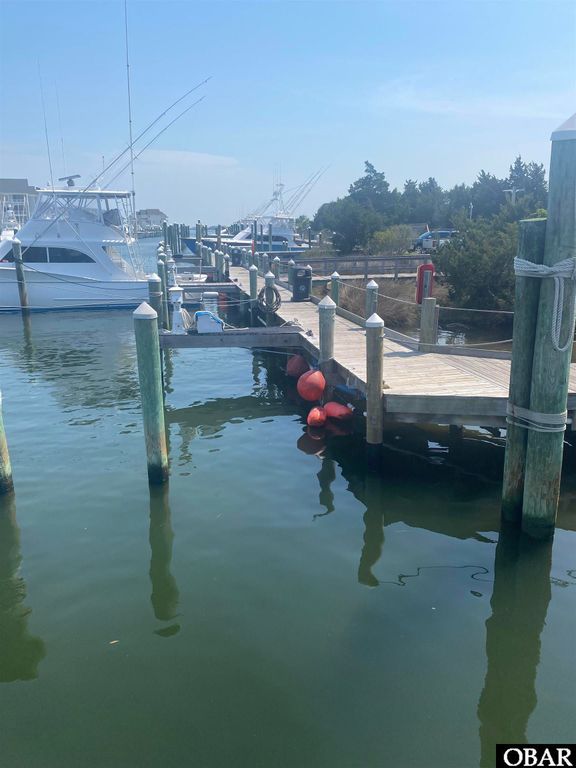 Image 2 of property listing at 15 Yacht Club Court Slip 15, Manteo, NC 27954
