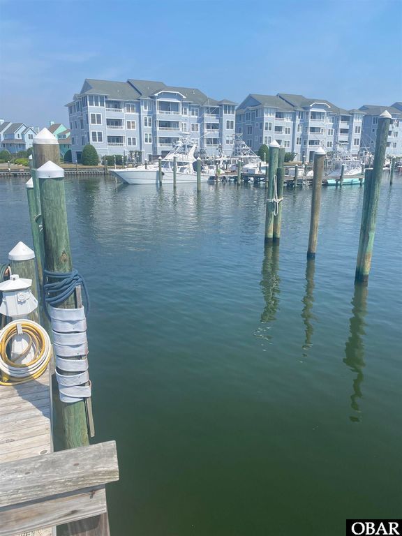 Image 3 of property listing at 15 Yacht Club Court Slip 15, Manteo, NC 27954