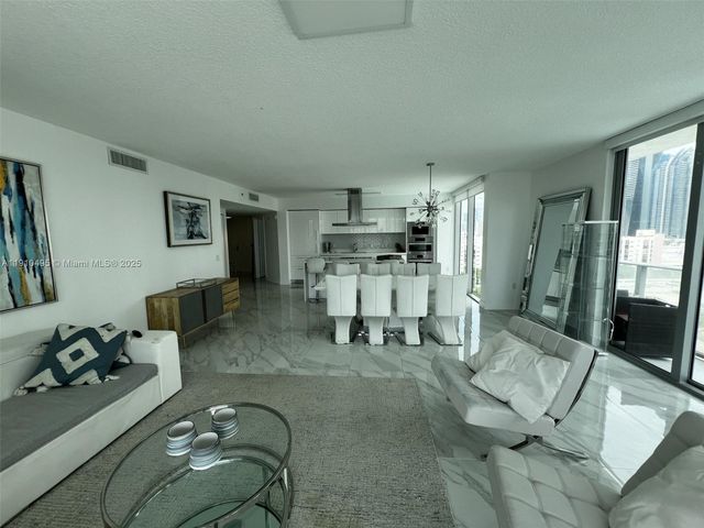 330 Sunny Isles Blvd 5-1008, Sunny Isles Beach, FL 33160