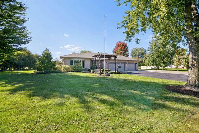 23826 S Schoolhouse Road, Manhattan, IL 60442