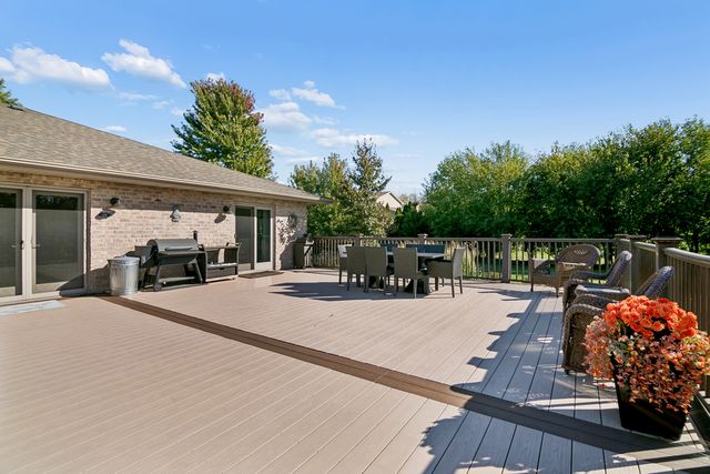23826 S Schoolhouse Road, Manhattan, IL 60442