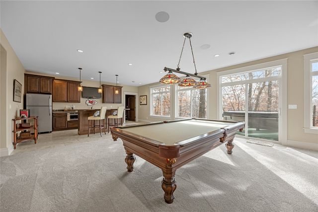 4801 Keystone Ridge SE, Cedar Rapids, IA 52403