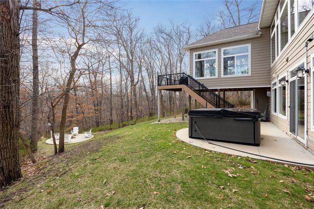 4801 Keystone Ridge SE, Cedar Rapids, IA 52403