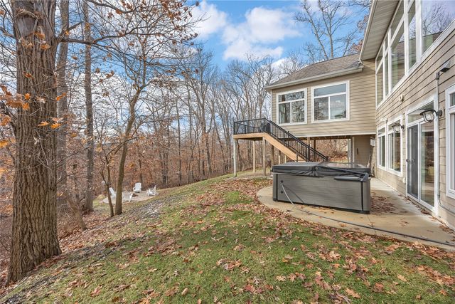 4801 Keystone Ridge SE, Cedar Rapids, IA 52403