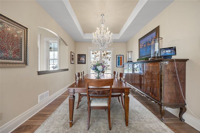 4801 Keystone Ridge SE, Cedar Rapids, IA 52403