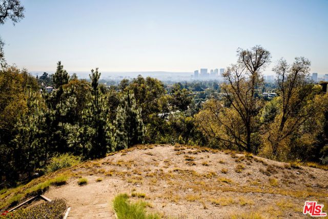 1436 Bella Drive, Beverly Hills, CA 90210