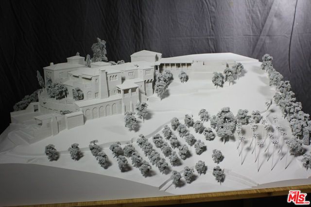 1436 Bella Drive, Beverly Hills, CA 90210