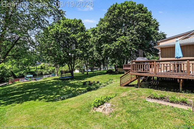9567 Susin Lane, Springfield Charter Township, MI 48348