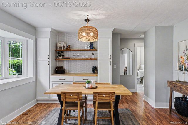 9567 Susin Lane, Springfield Charter Township, MI 48348