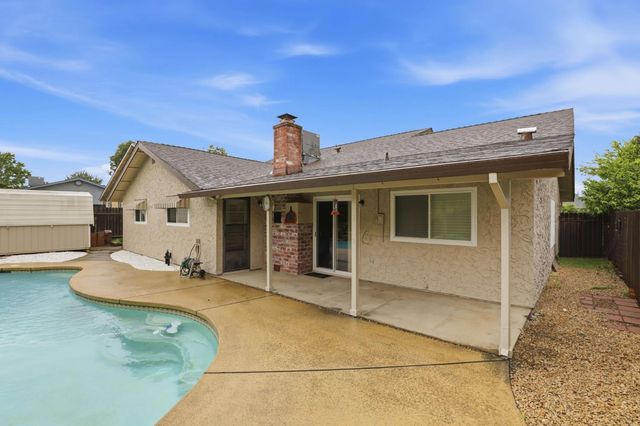 7085 Canelo Hills Dr, Citrus Heights, CA 95610