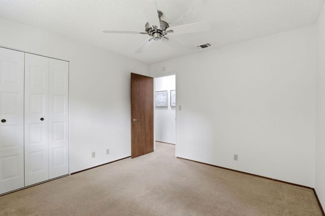 7085 Canelo Hills Dr, Citrus Heights, CA 95610