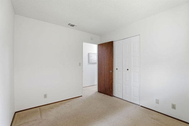 7085 Canelo Hills Dr, Citrus Heights, CA 95610