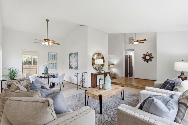 7085 Canelo Hills Dr, Citrus Heights, CA 95610