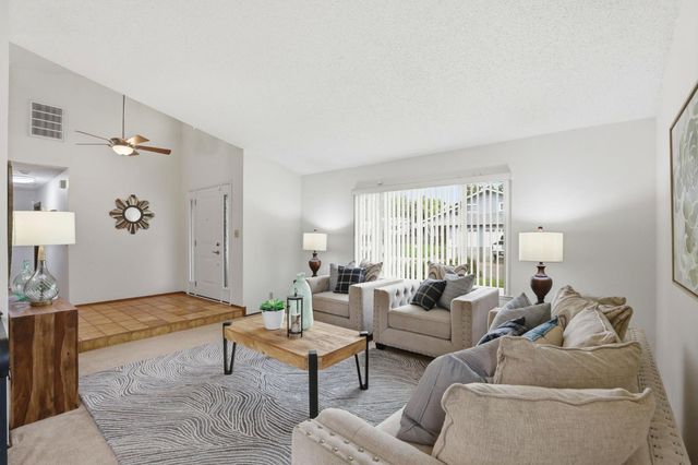 7085 Canelo Hills Dr, Citrus Heights, CA 95610