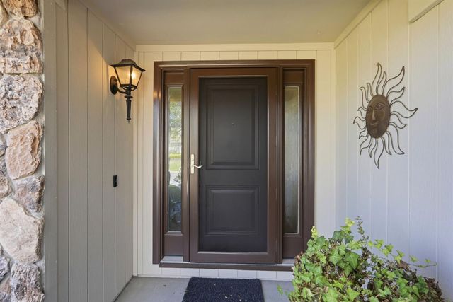 7085 Canelo Hills Dr, Citrus Heights, CA 95610