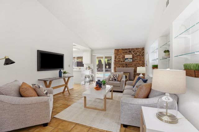 7085 Canelo Hills Dr, Citrus Heights, CA 95610