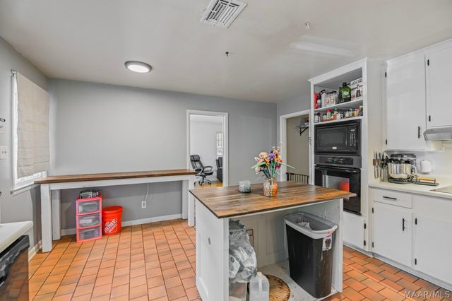 3607 Royal Crest Drive, Montgomery, AL 36109