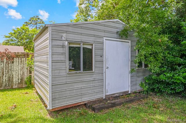3607 Royal Crest Drive, Montgomery, AL 36109