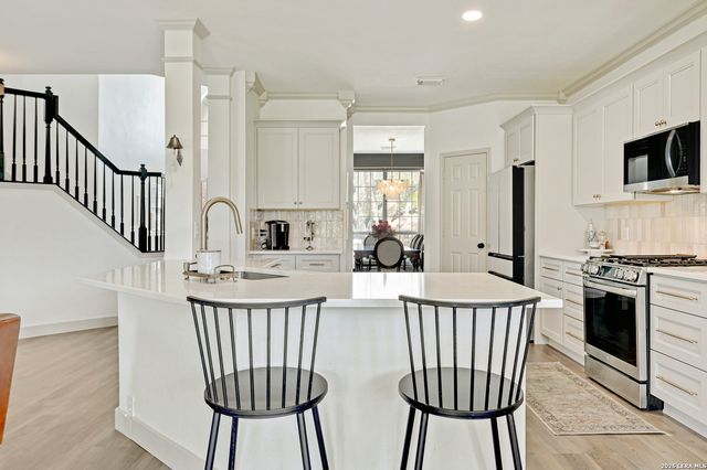 24611 Long Arrow, San Antonio, TX 78258