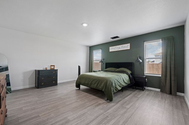821 Sugartree Drive, Cleburne, TX 76031
