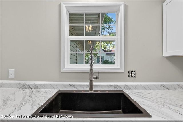 3336 Avalon Street, Lansing, MI 48911