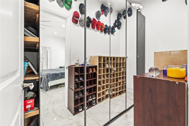 2520 GOMAZ WAY S, St Petersburg, FL 33712