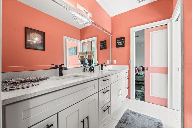 2520 GOMAZ WAY S, St Petersburg, FL 33712