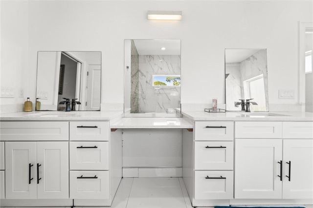 2520 GOMAZ WAY S, St Petersburg, FL 33712