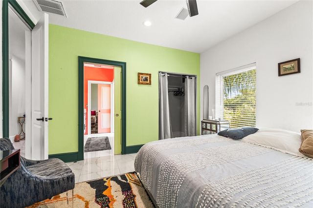 2520 GOMAZ WAY S, St Petersburg, FL 33712