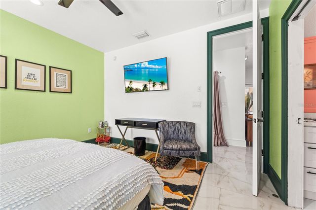 2520 GOMAZ WAY S, St Petersburg, FL 33712