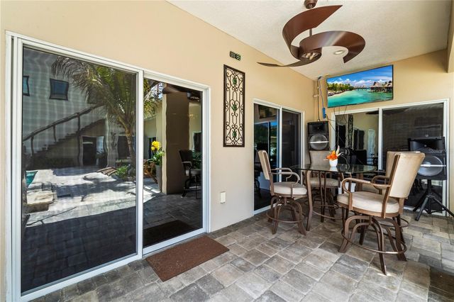 2520 GOMAZ WAY S, St Petersburg, FL 33712