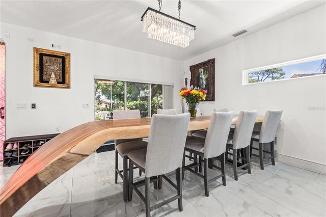 2520 GOMAZ WAY S, St Petersburg, FL 33712