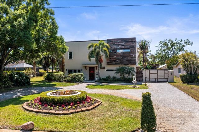 2520 GOMAZ WAY S, St Petersburg, FL 33712