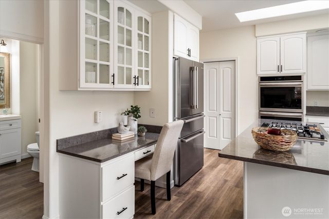 22910 NE 76th Street, Redmond, WA 98053