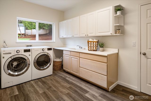 22910 NE 76th Street, Redmond, WA 98053