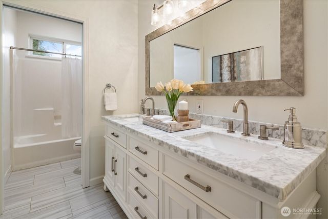 22910 NE 76th Street, Redmond, WA 98053