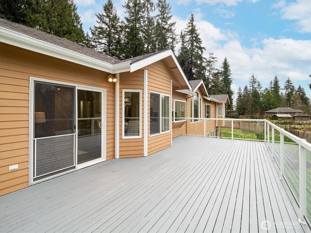 22910 NE 76th Street, Redmond, WA 98053