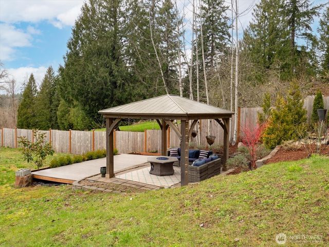 22910 NE 76th Street, Redmond, WA 98053