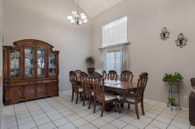 4520 Derby Court NW, Albuquerque, NM 87114