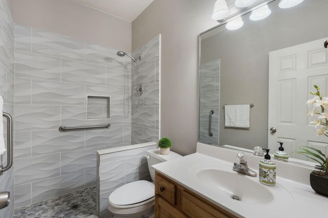 4520 Derby Court NW, Albuquerque, NM 87114