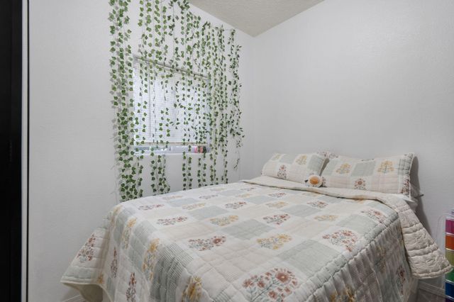 4520 Derby Court NW, Albuquerque, NM 87114