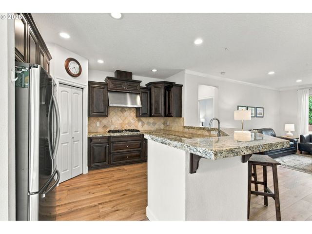 10786 Se TURNBERRY Loop, Happy Valley, OR 97086