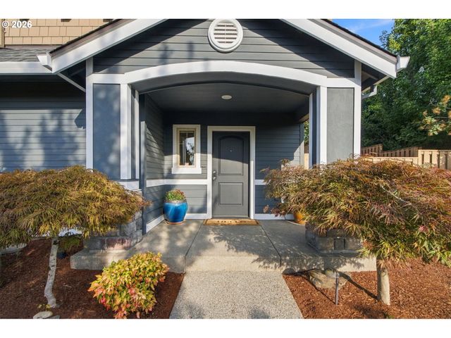 10786 Se TURNBERRY Loop, Happy Valley, OR 97086