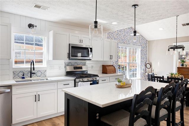 161 Colonial Way, Dallas, GA 30157