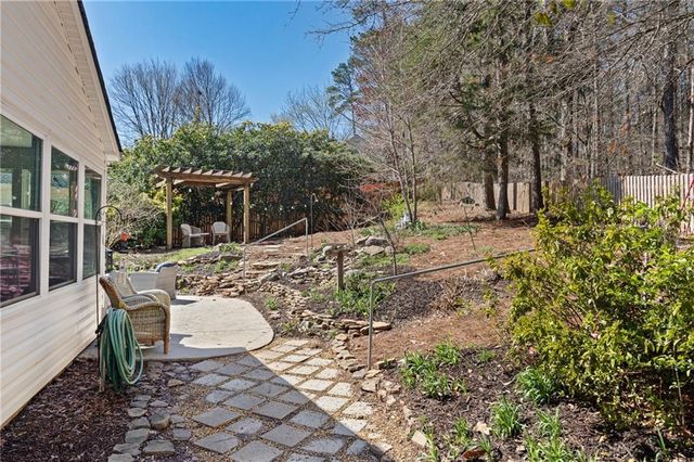 161 Colonial Way, Dallas, GA 30157