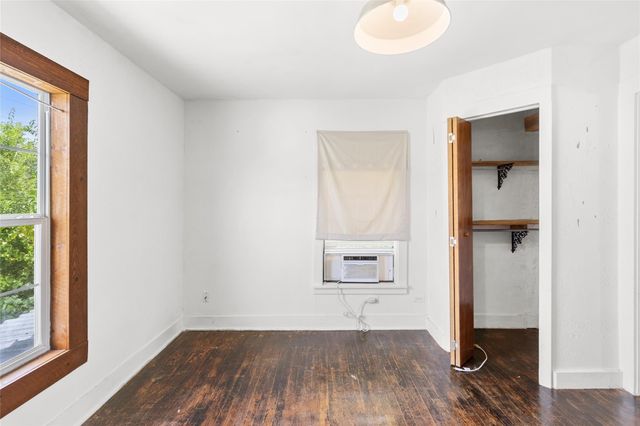 1518 16th Street A, Huntsville, TX 77340