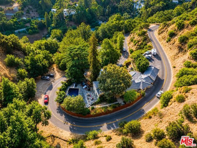 2451 Nichols Canyon Road, Los Angeles, CA 90046